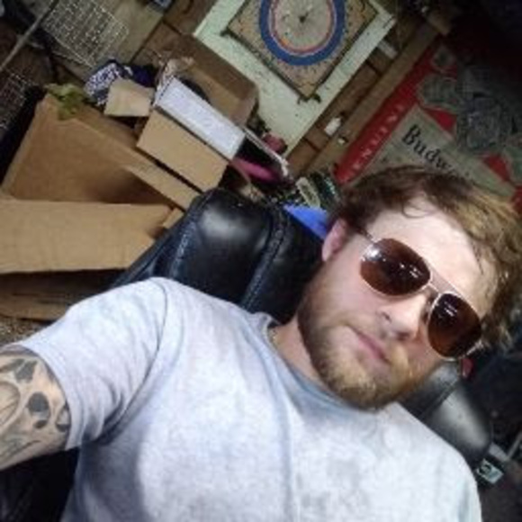 Meet your Posher, Corey - Picture 1 of 1